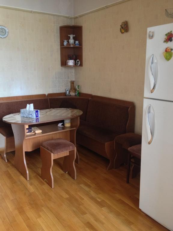 Room In Apartment At Tigrana Metsa Yerevan Exterior photo