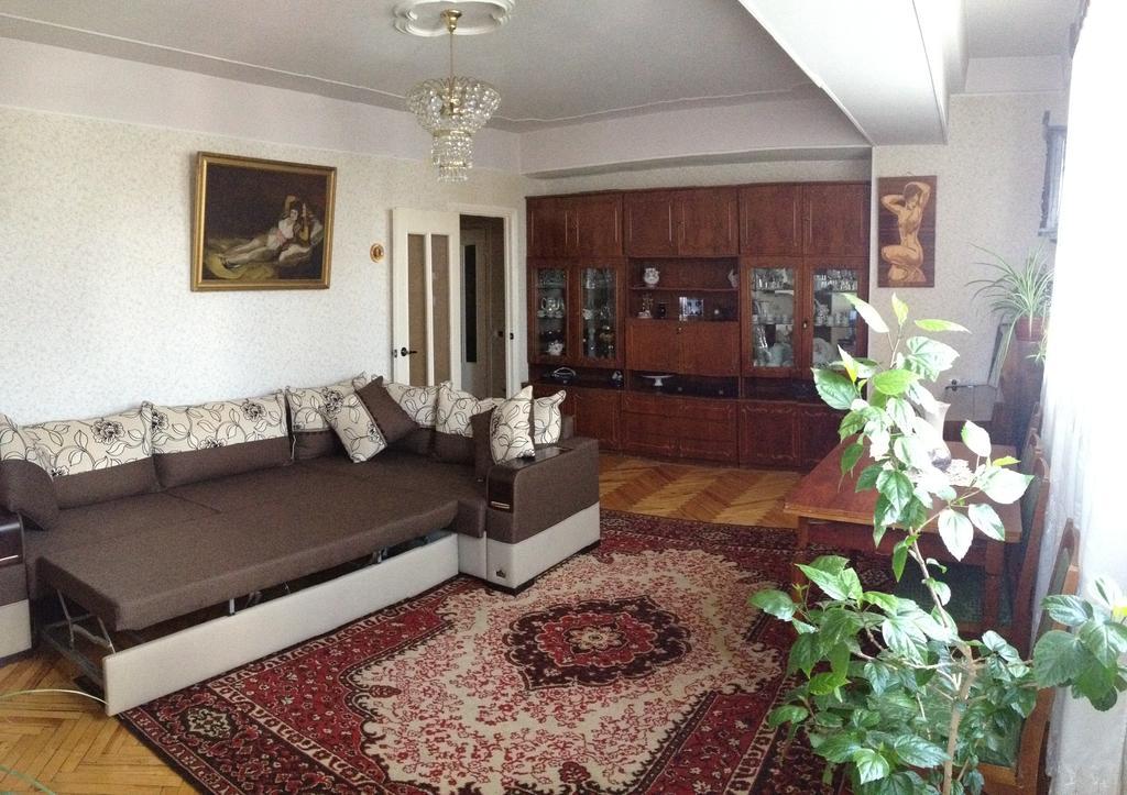 Room In Apartment At Tigrana Metsa Yerevan Exterior photo